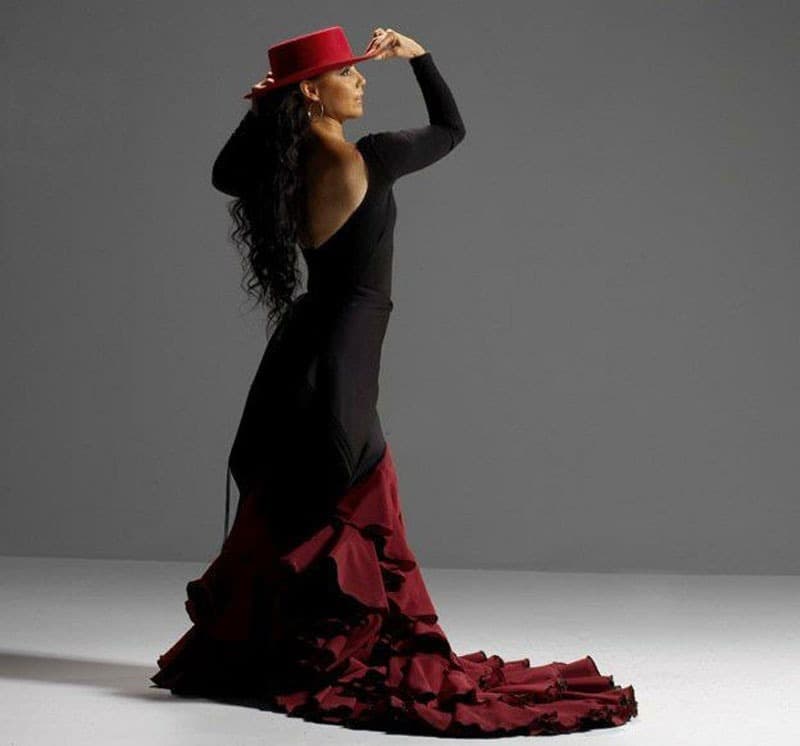 Rosy Aina, insegnante di Flamenco · Pilates a Spazio Danza